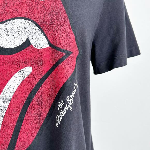 H&M Rolling Stones Lips Boxy Graphic Crewneck T-Shirt - Picture 2 of 6